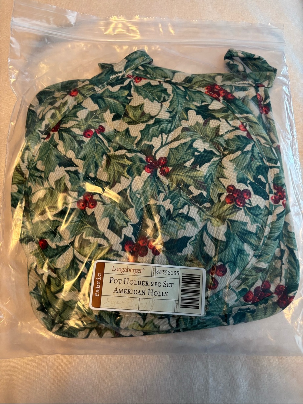 Longaberger Holiday Holly Pot Holders in Green and Red